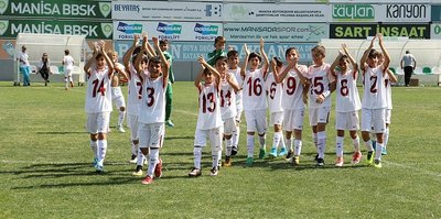 Turnuvanın şampiyonu Galatasaray oldu