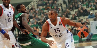 Panathinaikos, Efes'in bileğini büktü