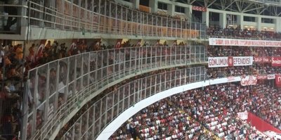 Galatasaray taraftarından Antalyaspor'a tribün tepkisi!