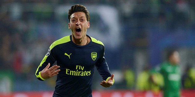 Mesut Fener'e geliyor