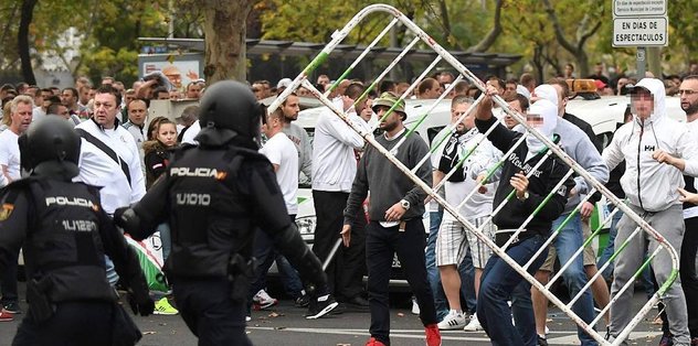 Legia taraftarları olay çıkardı