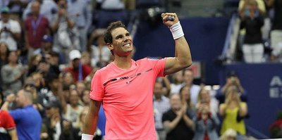 Nadal yarı finalde