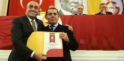 Albayrak’a 25. yıl onuruna berat