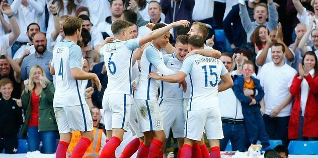 Gareth Southgate named new England manager