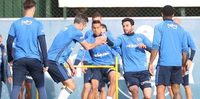 Fenerbahçe, Başakşehir maçına hazır