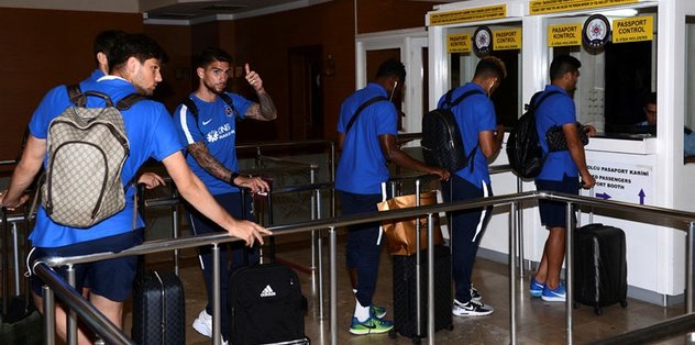Trabzonspor yurda döndü