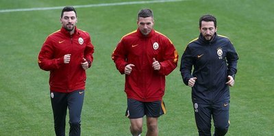 Poldi ve Sinan ayrı koşu yaptı