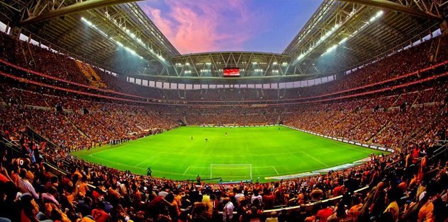 TT Stadı'nda kombine çılgınlığı
