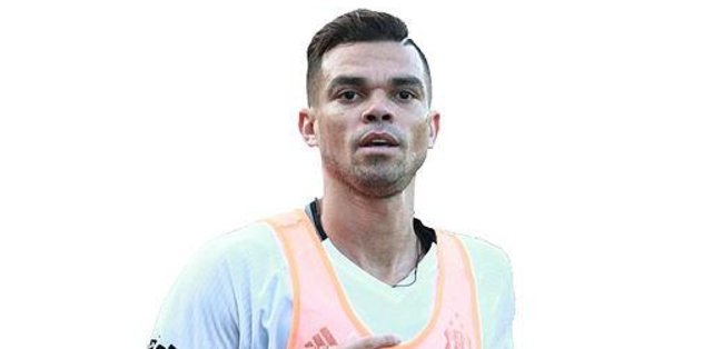 Pepe zirveye oturdu