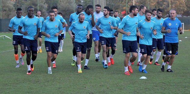 Aytemiz Alanyaspor, Bursaspor'u çalıştı