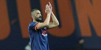 Başakşehir'den Yalçın Ayhan'a veda
