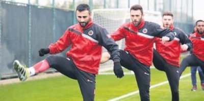 Agon Mehmeti G.Birliği’nde