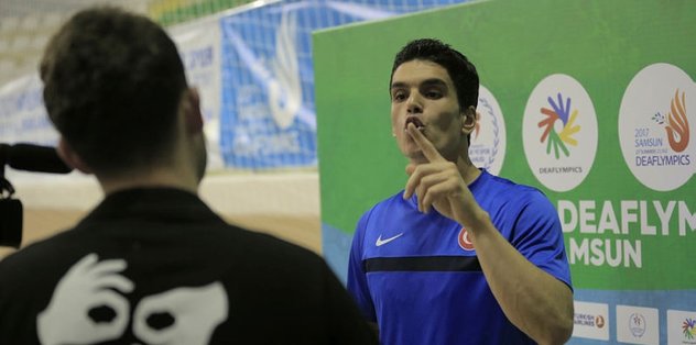 Milliler, Rusya'yı yendi