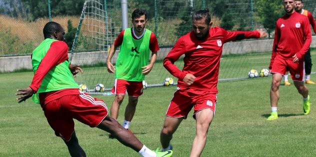 Sivasspor hız kesmiyor