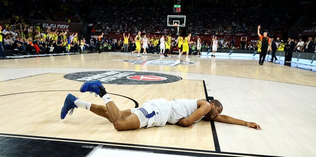 Fenerbahçe, 2015 yılının rövanşını aldı
