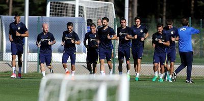 Fenerbahçe, Düzce'de ilk antrenmanını yaptı
