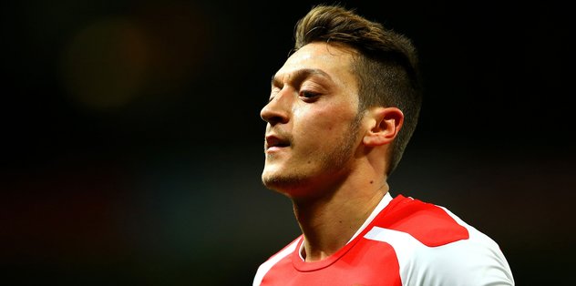 Stoke polisinden Mesut paylaşımı
