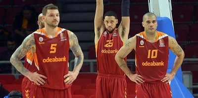 Galatasaray, Milano'da galibiyet peşinde
