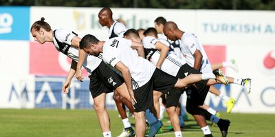 Beşiktaş, salonda çalıştı