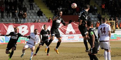 Manisaspor puanı Erman'la kurtardı
