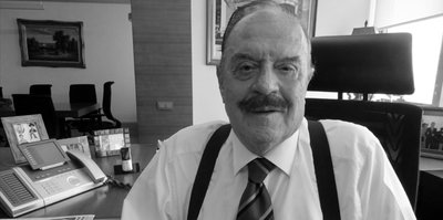 İlhan Cavcav hayatını kaybetti