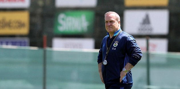 Advocaat’a randevu yok