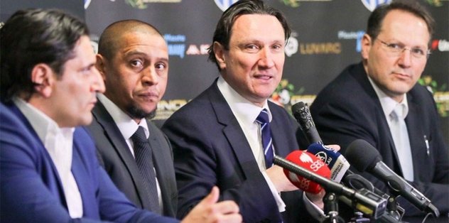 Roberto Carlos Avustralya’ya