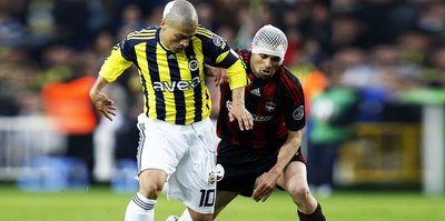 Alex'e Twitter'dan mesaj