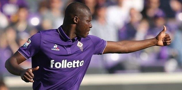 Babacar zora girdi