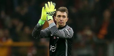 Muslera: "Turkey stands united"