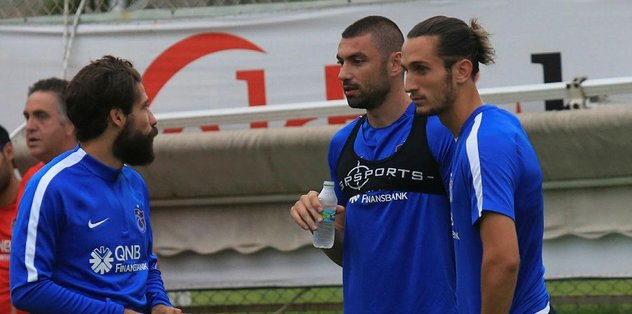 Forvetler aynı yaşta