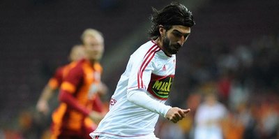 BB Erzurumspor bombayı patlattı