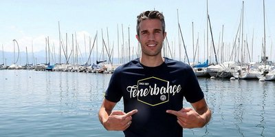 Benfica'dan RVP için 4 milyon euro