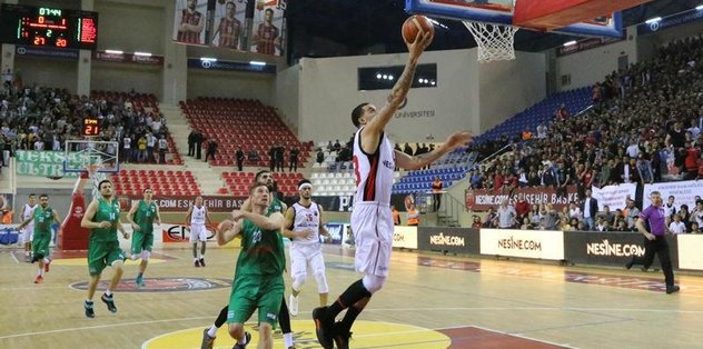 Olaylı maç Eskişehir Basket'in