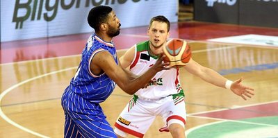 Karşıyaka deplasmanda 11 sayı fark attı