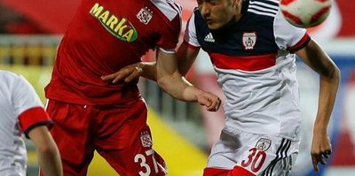 Genç futbolcu beyin kanaması geçirdi