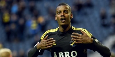 B. Dortmund, Isak'ı kadrosuna kattı