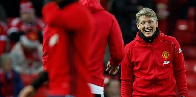 Schweinsteiger ABD yolunda