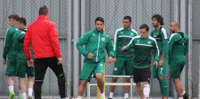 Bursaspor’da Antalya hazırlığı sürüyor