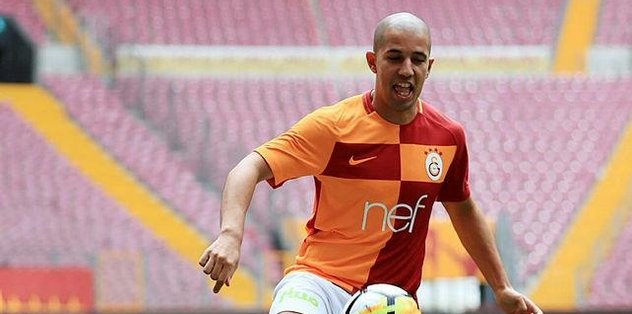 Feghouli yine kulübede