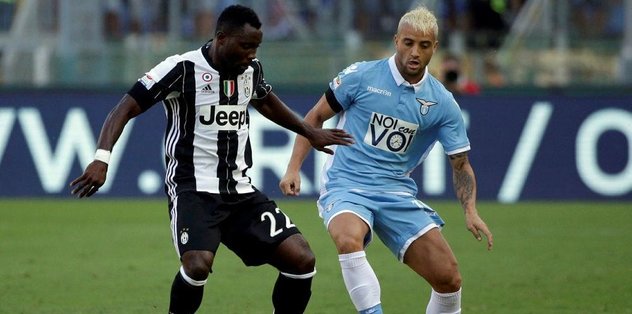 Asamoah’ı bırakmıyor