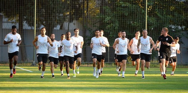 Galatasaray'da kritik toplantı
