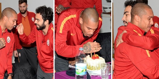 De Jong'a doğum günü sürprizi