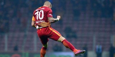 Sneijder'in forması Belhanda'ya verildi