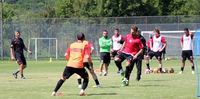 Adanaspor Abant'ta kampa girdi