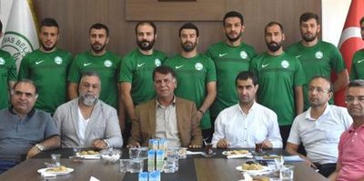 Sivas Belediyespor'da 10 imza