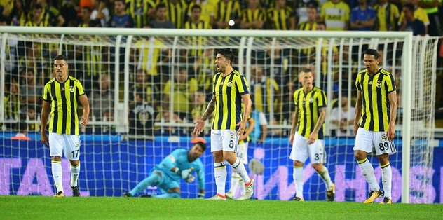 Sadece o mu savaşıyor!