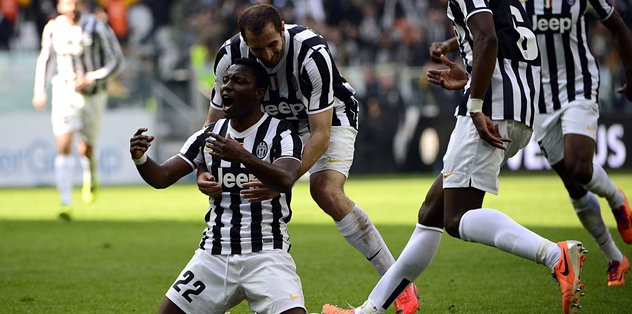 Asamoah takım arkadaşlarıyla vedalaştı