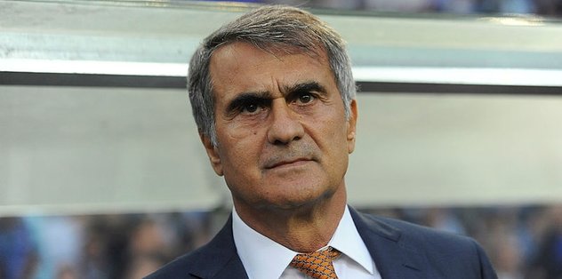 "Tosic gol atmayı seviyor da, bazen kaleyi karıştırıyor"