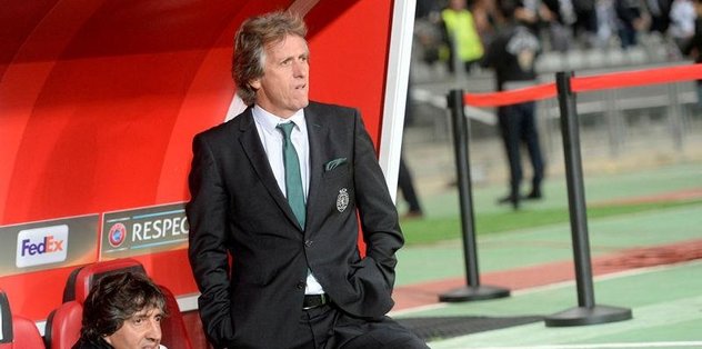 Aslan’a yeni hoca